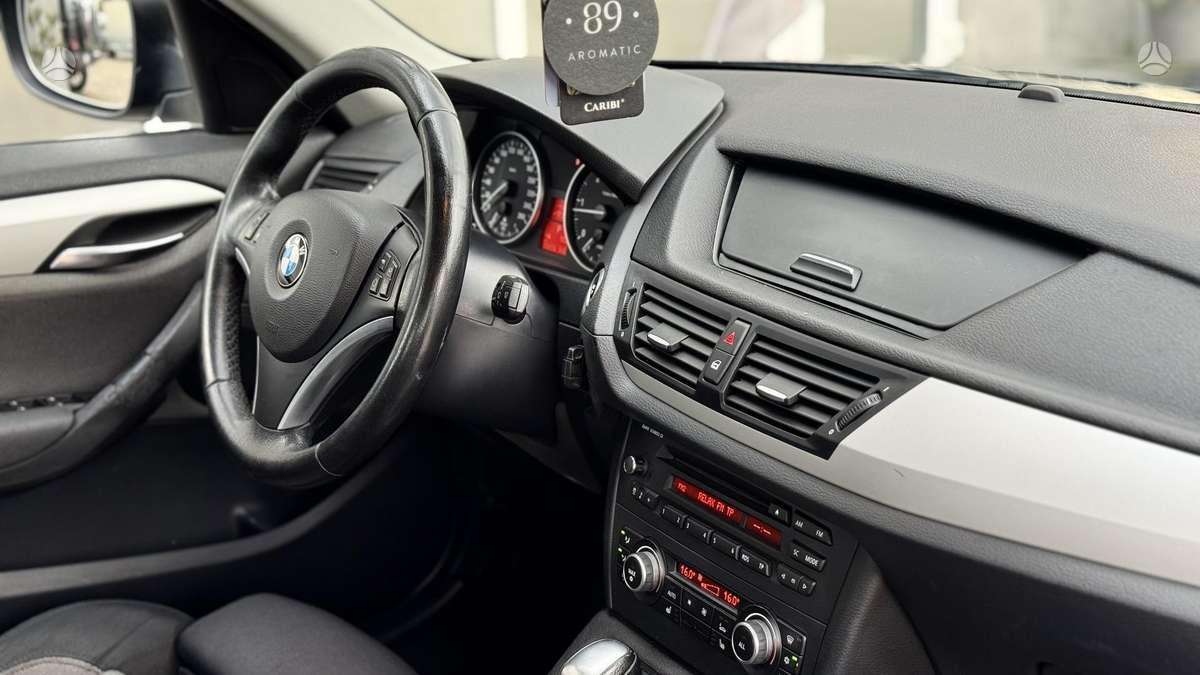 BMW X1 2011 — photo 15