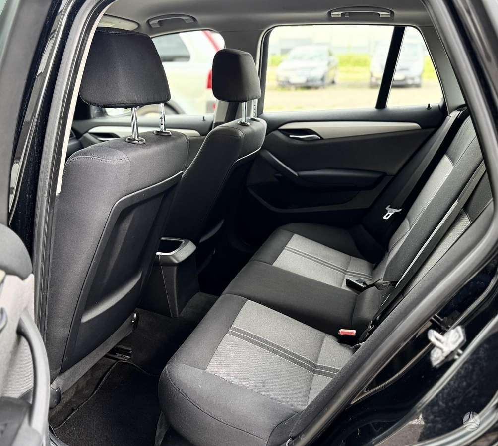 BMW X1 2011 — photo 23