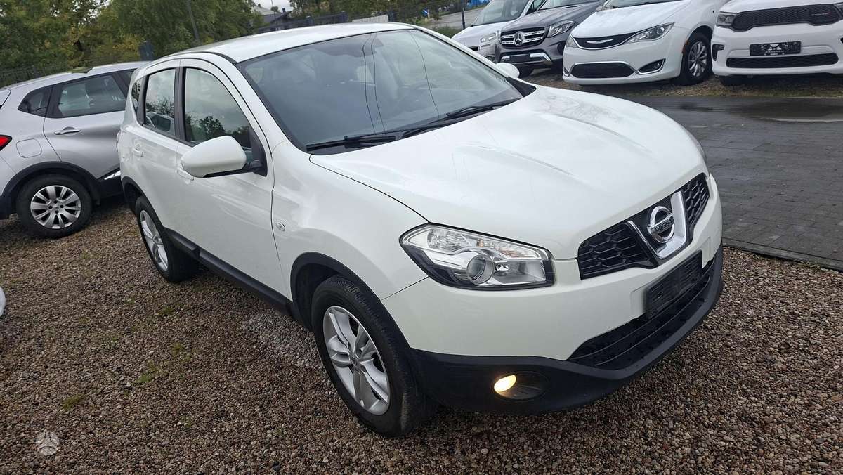 Nissan Qashqai 2012 — двигун 1461 cm³, 110 HP (81kW)