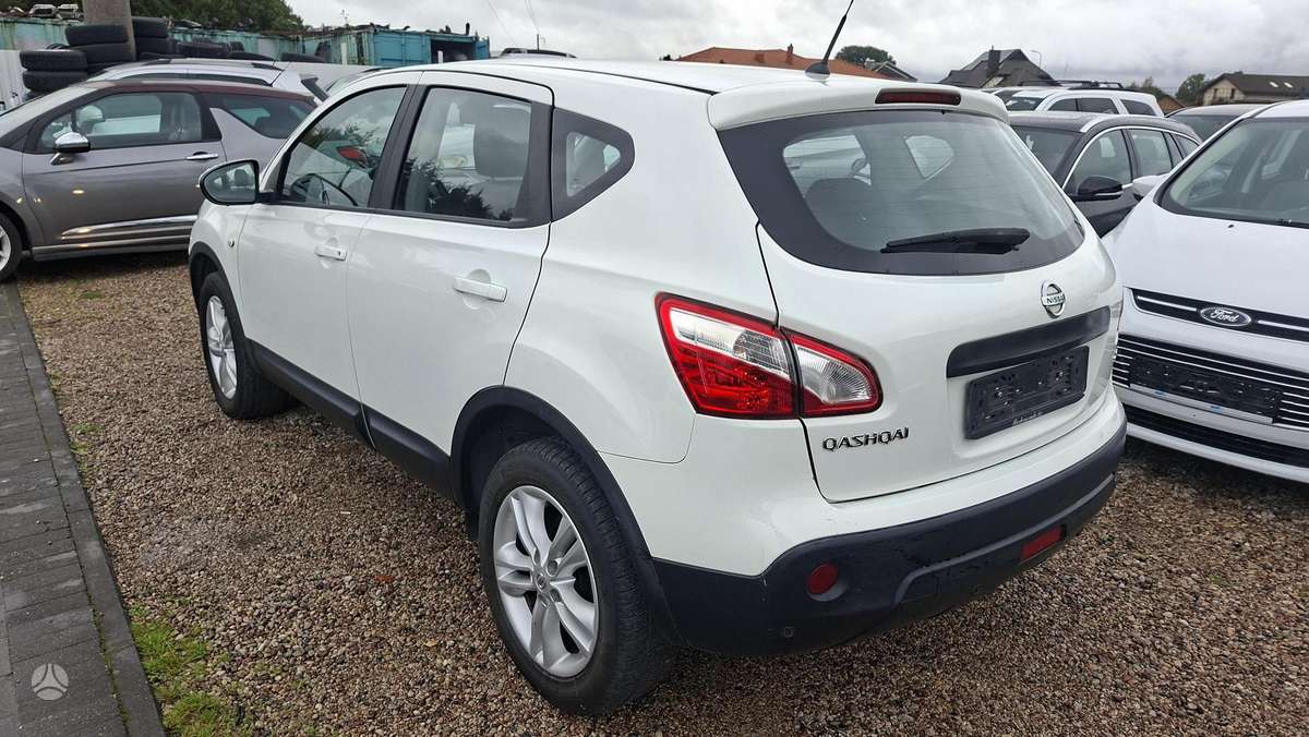 Nissan Qashqai 2012 — фото 8