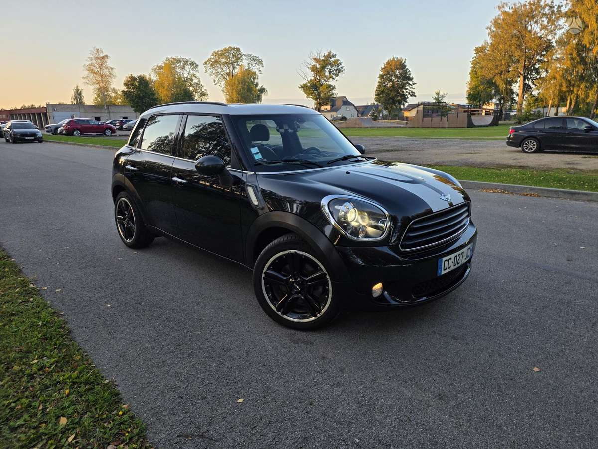 Mini Countryman 2012 — салон