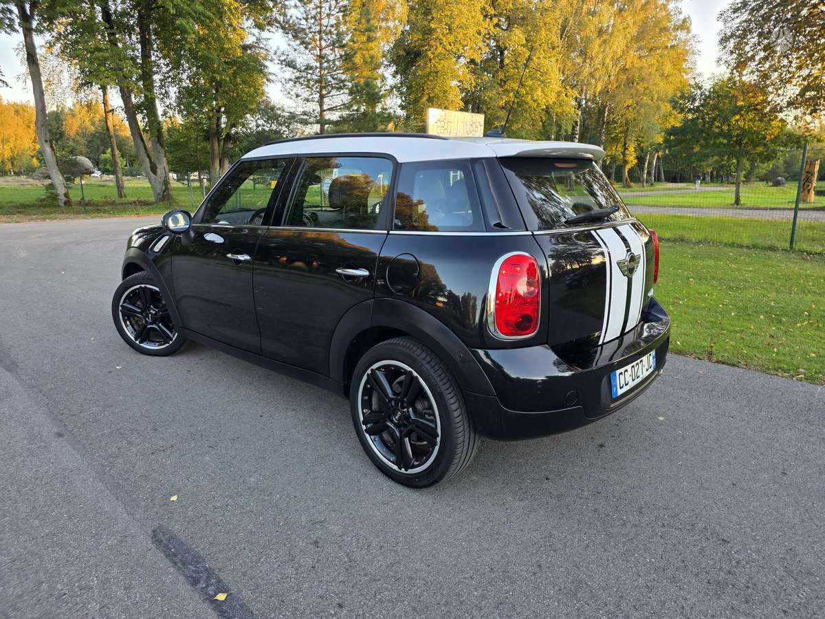 Mini Countryman 2012 — двигун 1598 cm³, 111 HP (82kW)