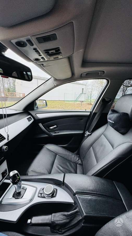 BMW 530 2009 — photo 17
