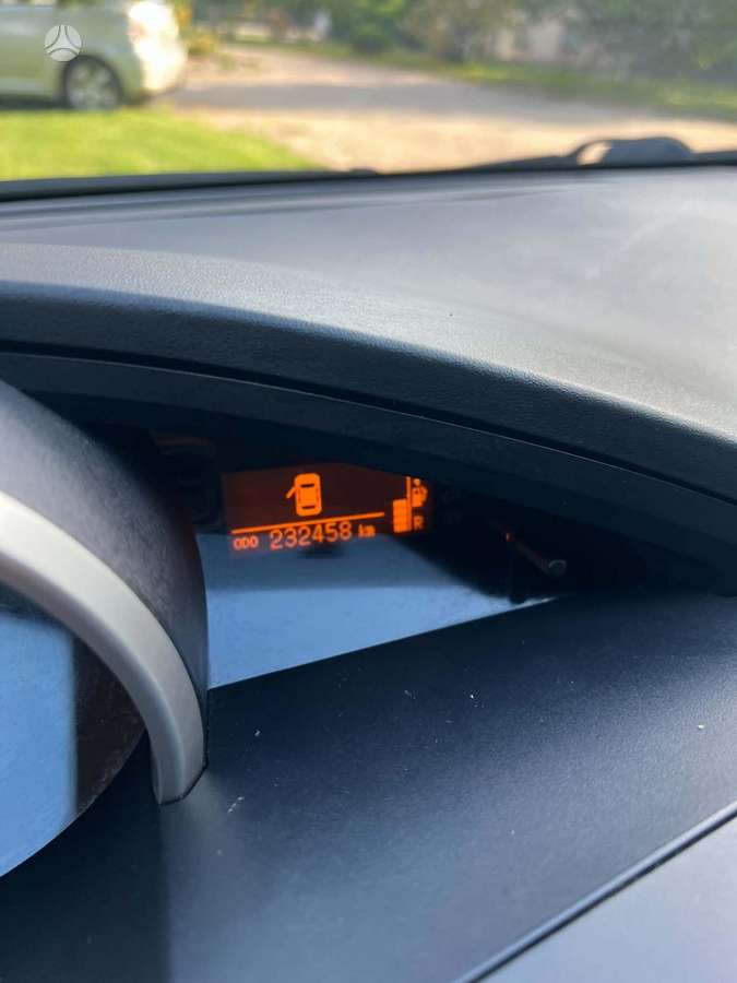Toyota Verso 2010 — photo 9