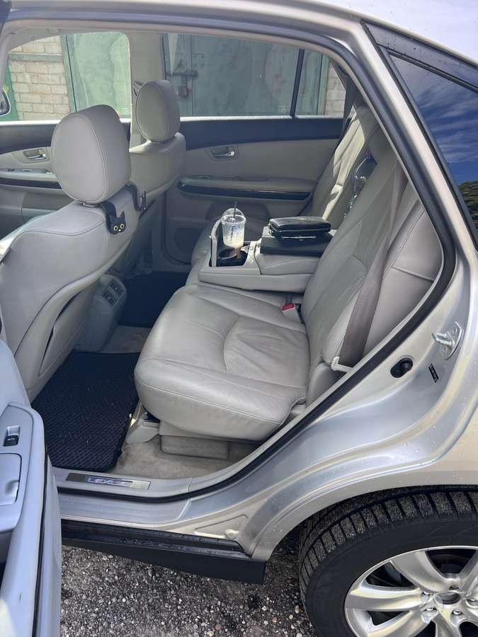 Lexus RX 2008 — photo 29
