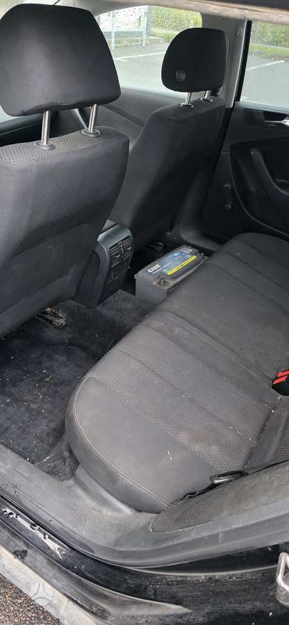 Volkswagen Passat 2005 — interior
