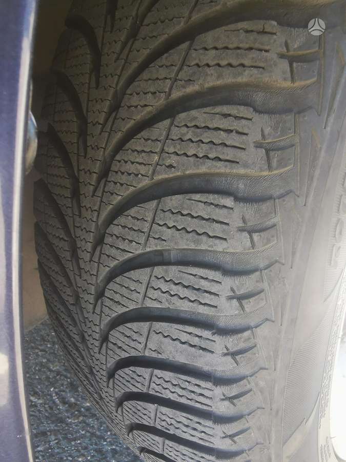 Mitsubishi Grandis 2005 — photo 10