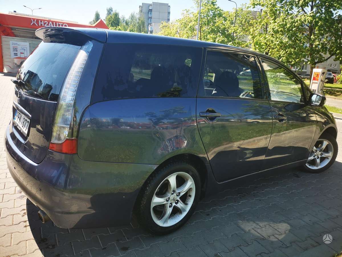 Mitsubishi Grandis 2005 — photo 9