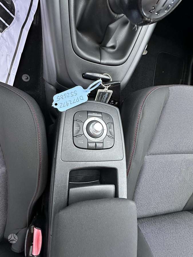 Renault Grand 2012 — photo 16