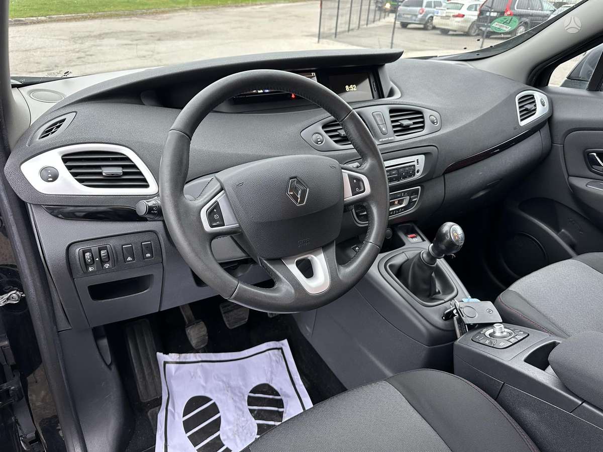 Renault Grand 2012 — photo 8