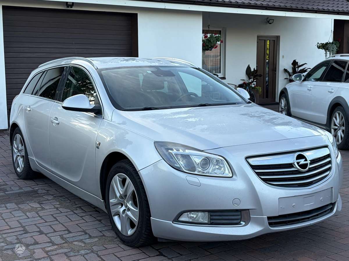 Opel Insignia 2010 — photo 5