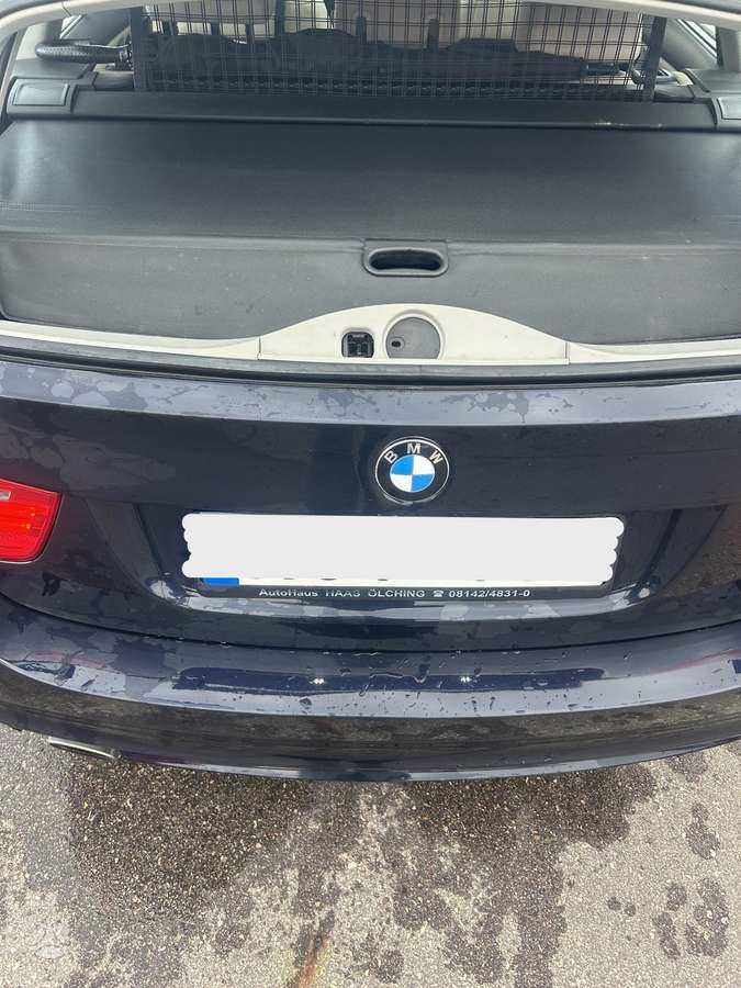 BMW 320 2009 — photo 12