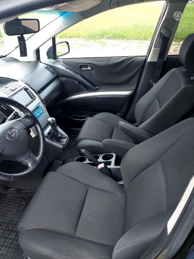 Toyota Corolla 2008 — photo 10