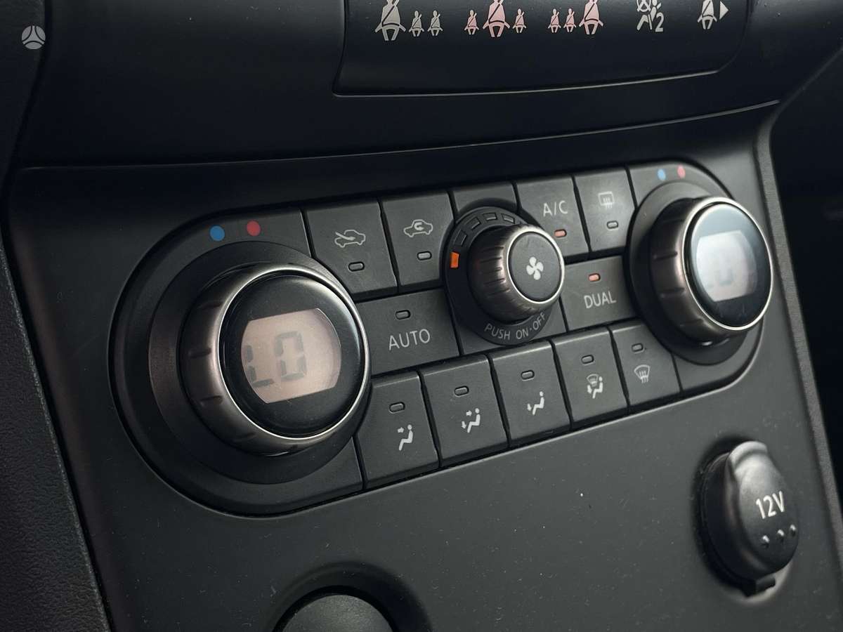Nissan Qashqai 2010 — photo 15