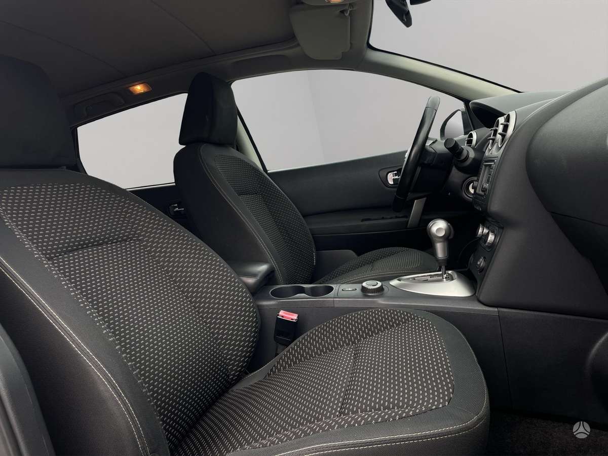 Nissan Qashqai 2010 — photo 8