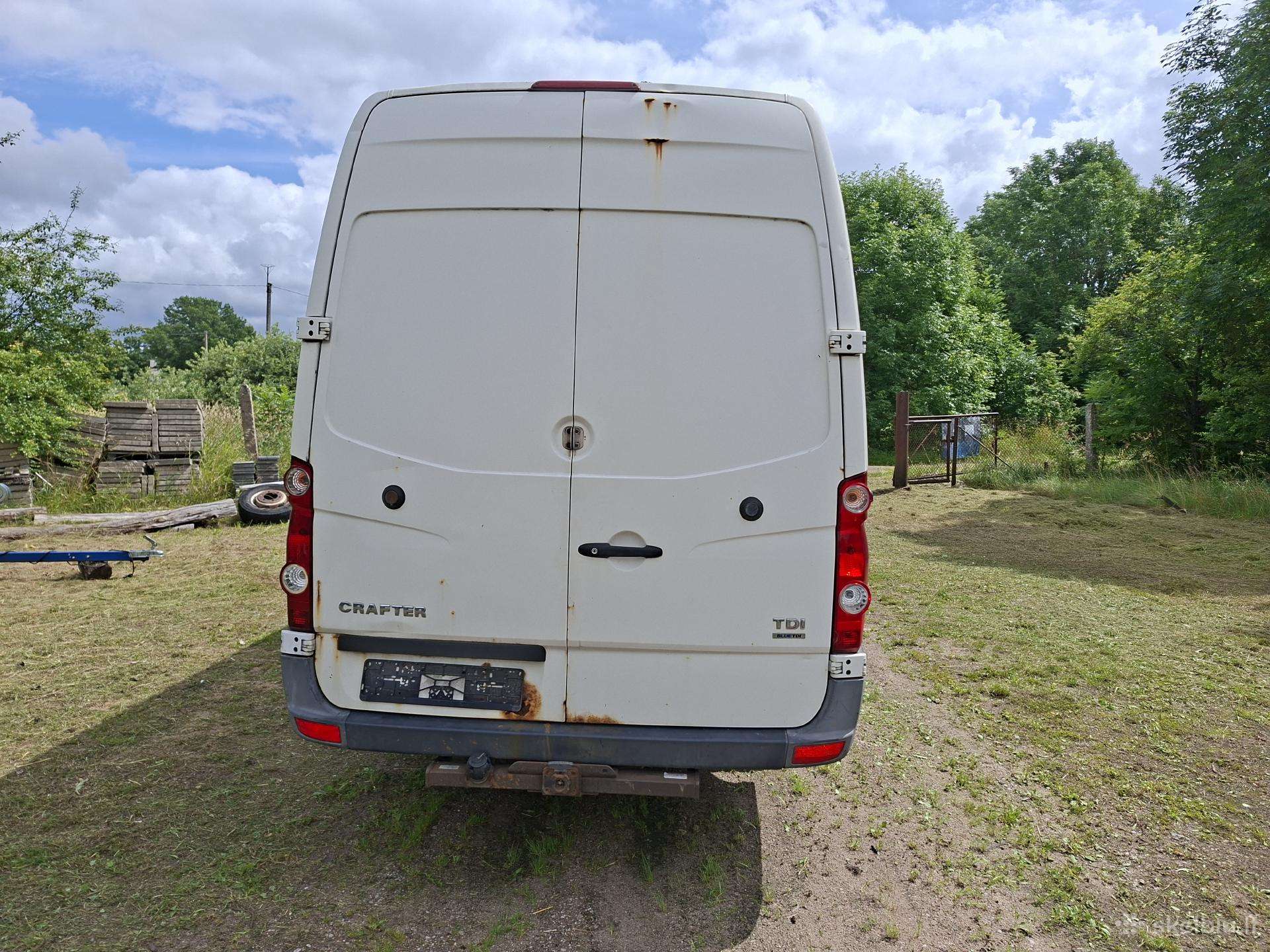 Volkswagen Crafter 2010 — photo 10