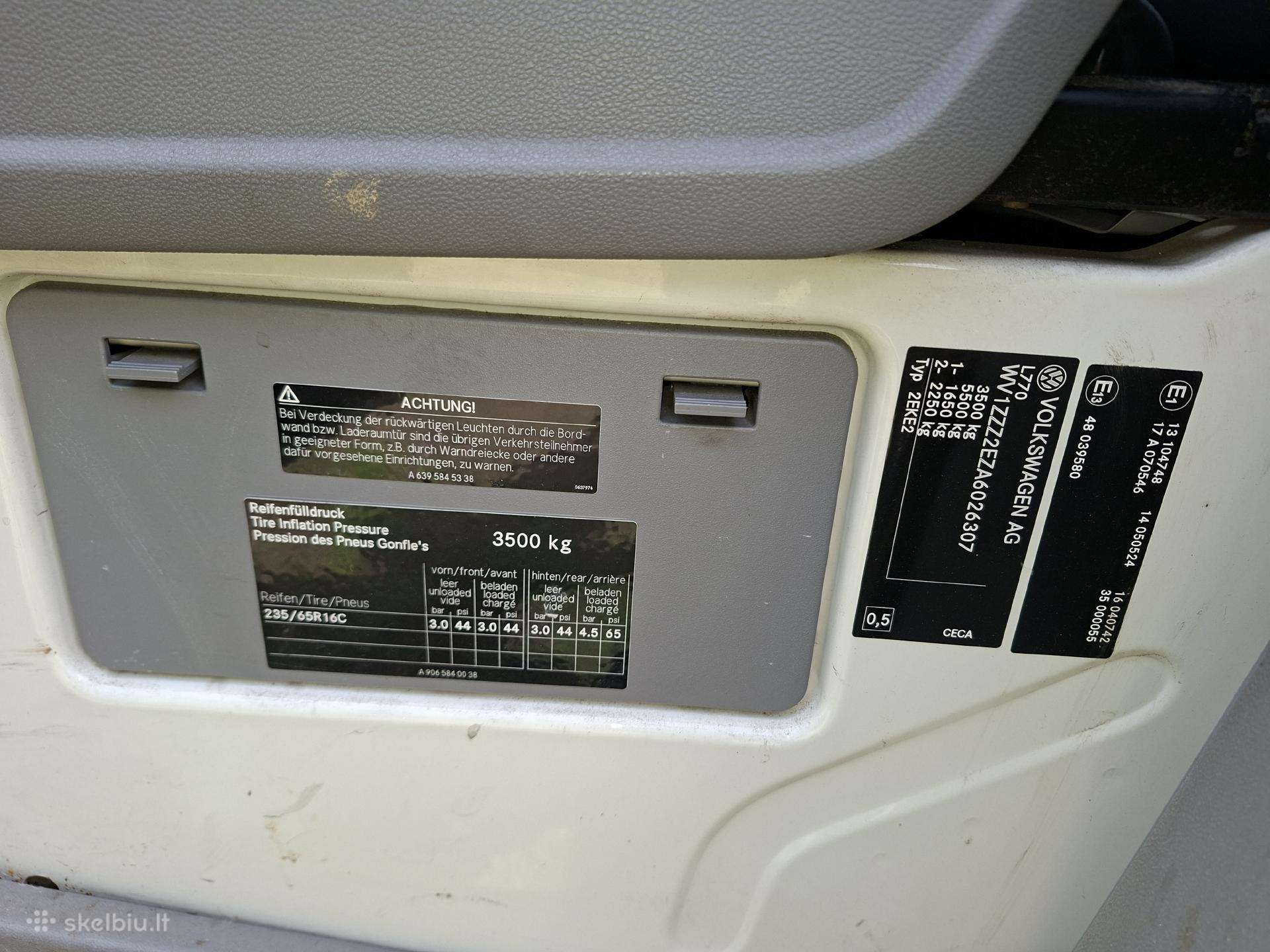 Volkswagen Crafter 2010 — photo 5