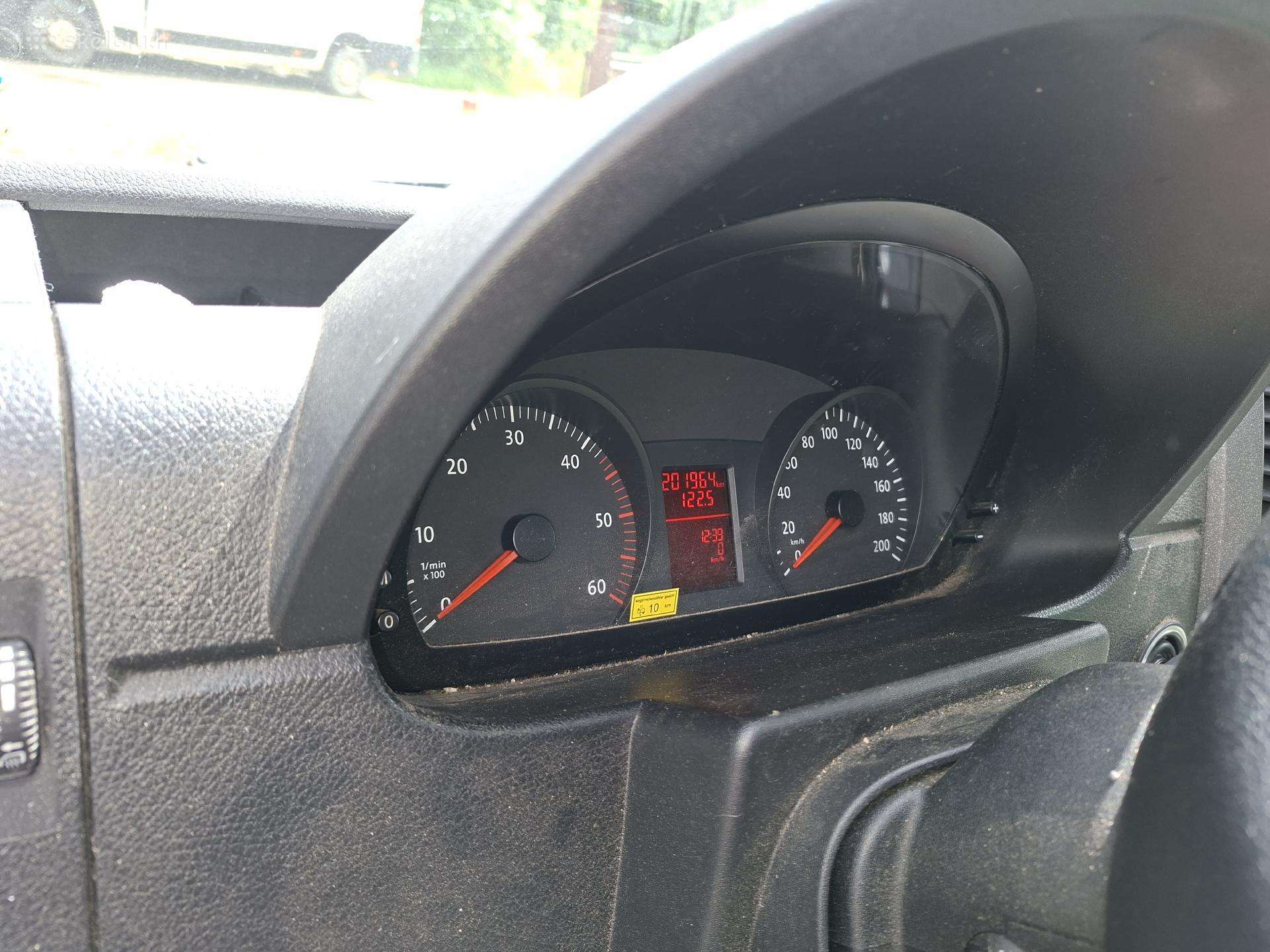 Volkswagen Crafter 2010 — photo 7