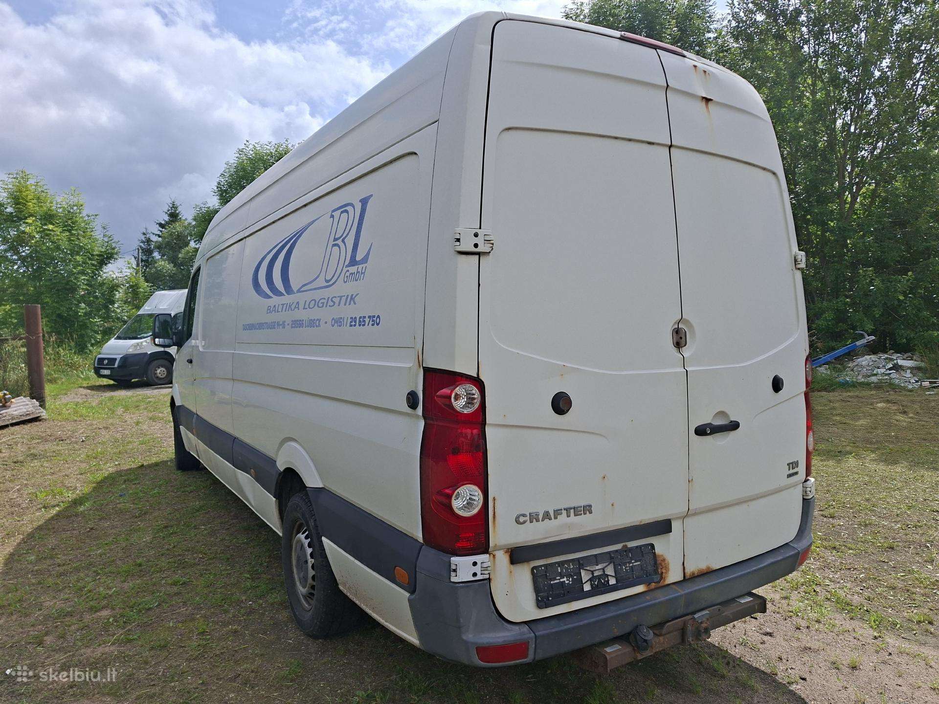 Volkswagen Crafter 2010 — photo 8