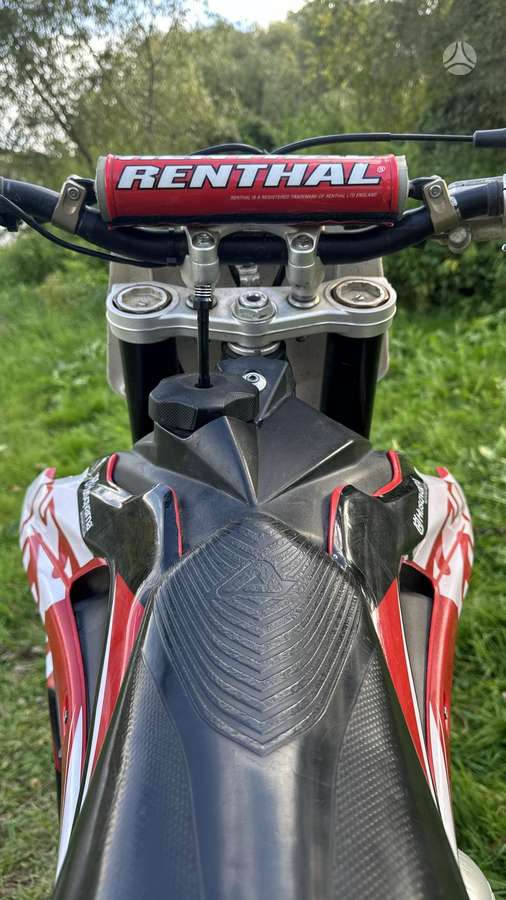Husqvarna CR 2008 — photo 7