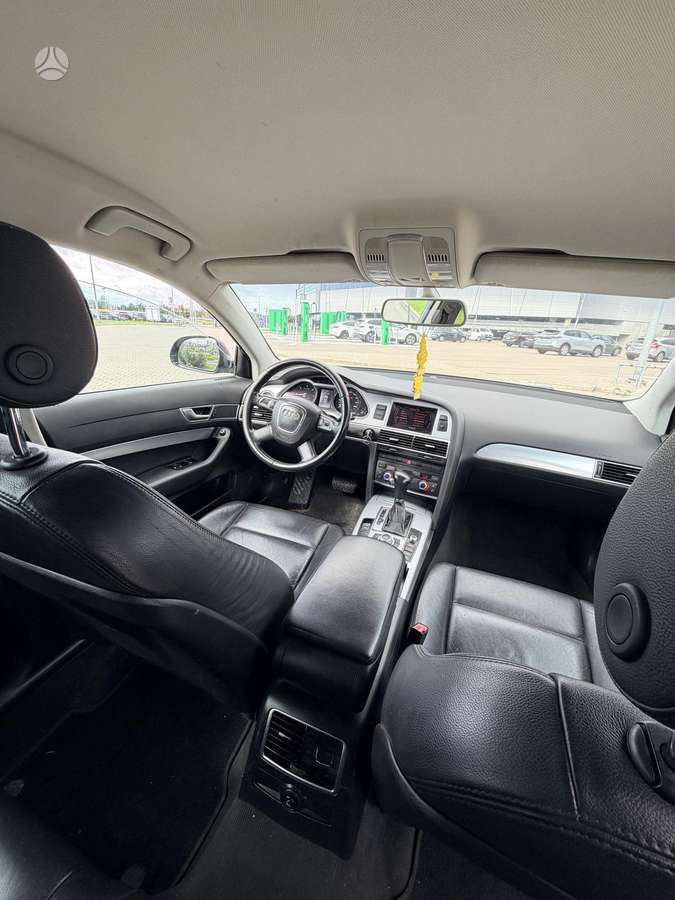 Audi A6 2011 — photo 8