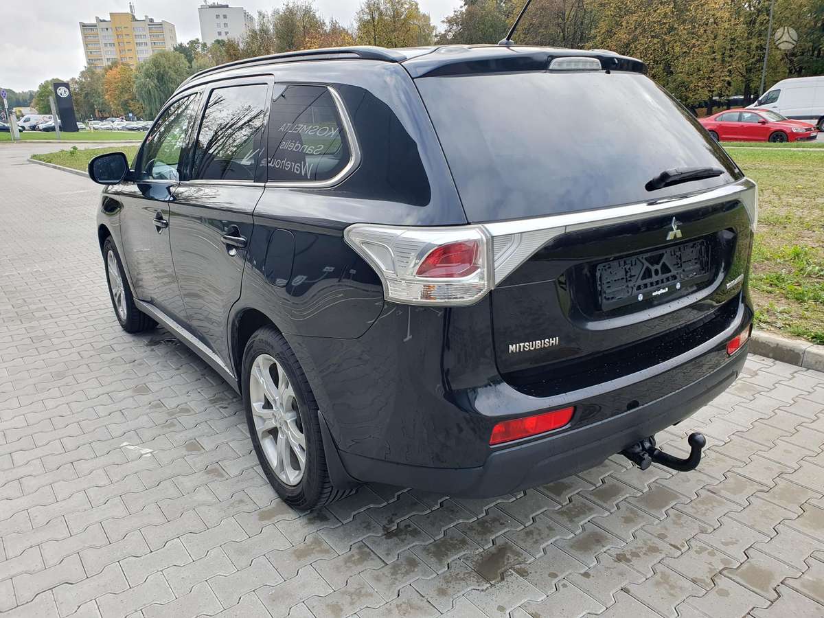 Mitsubishi Outlander 2013 — photo 7
