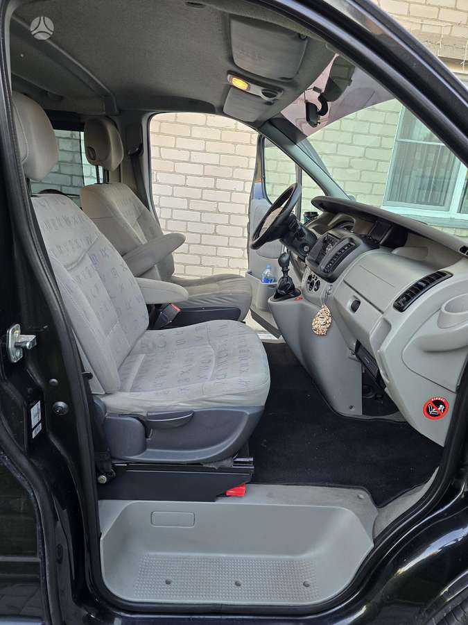 Renault Trafic 2005 — photo 10