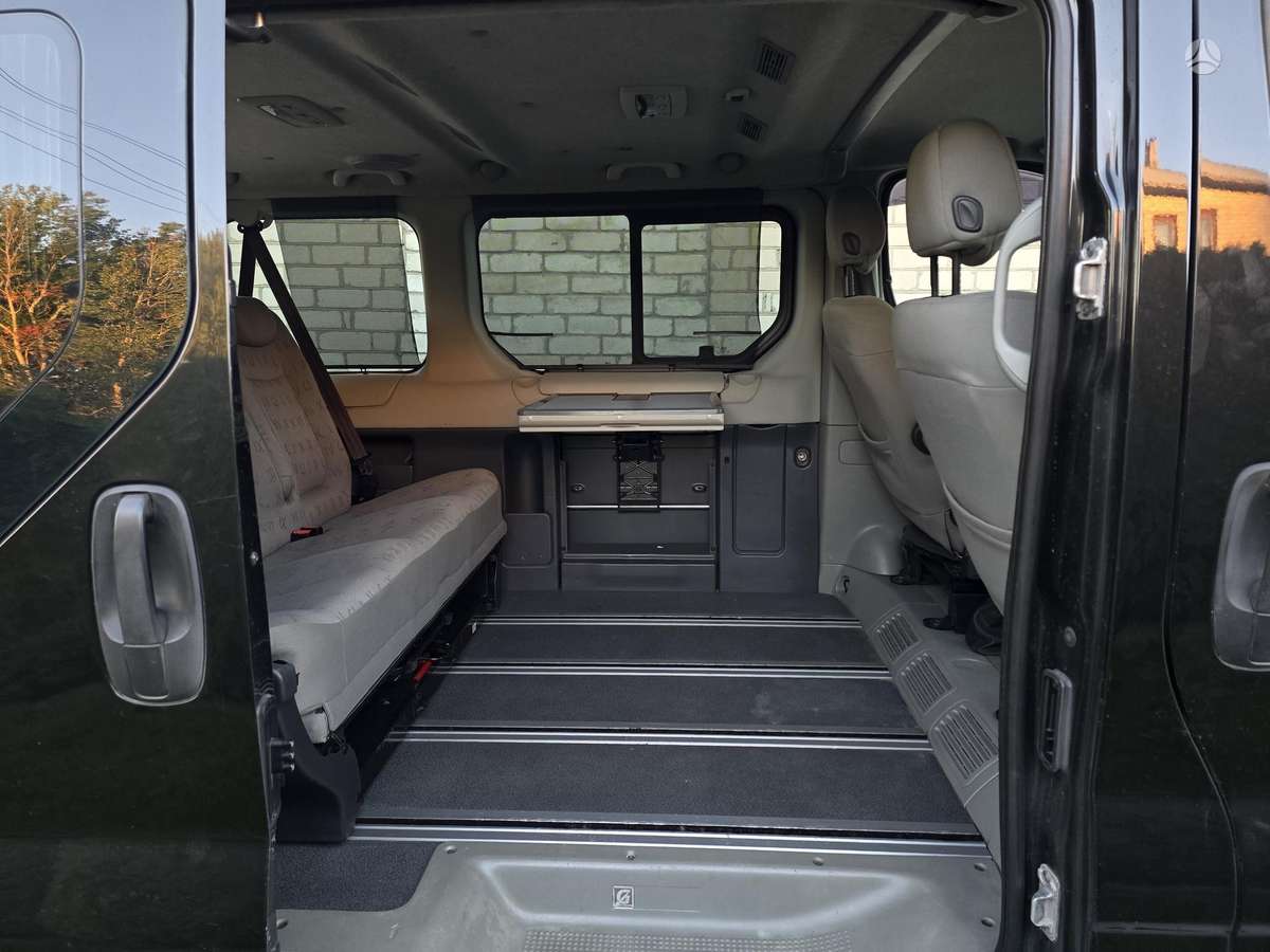 Renault Trafic 2005 — photo 15