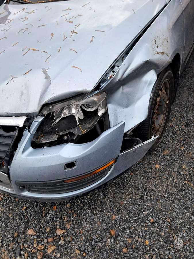 Volkswagen Passat 2008 — салон
