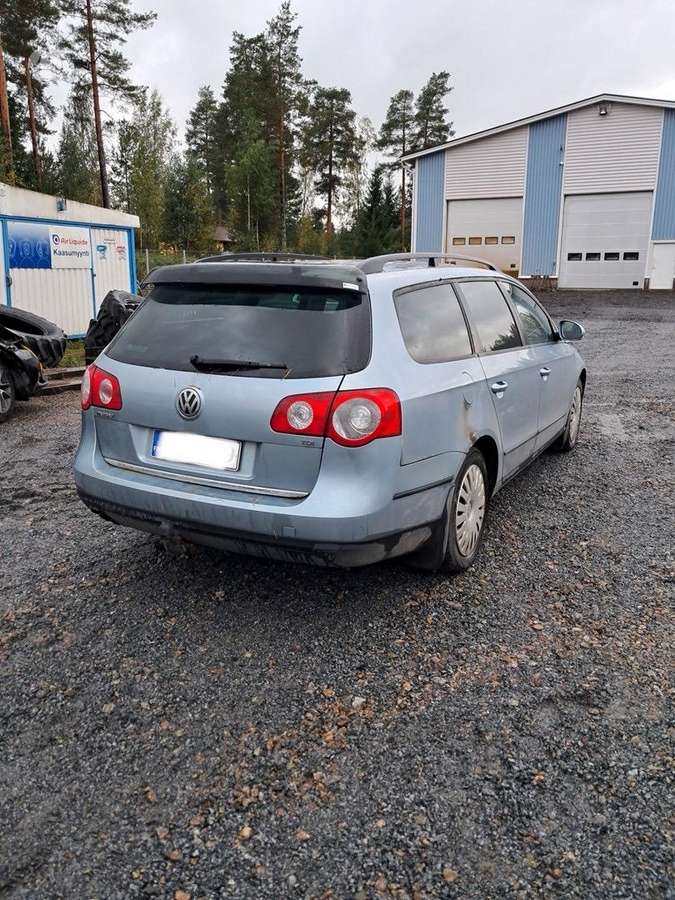Volkswagen Passat 2008 — двигун 1896 cm³, 105 HP (77kW)