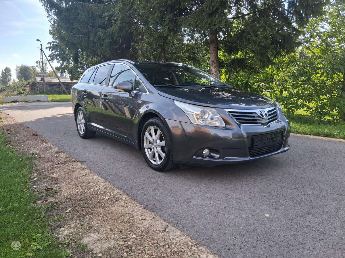 Toyota Avensis 2009 — photo 11