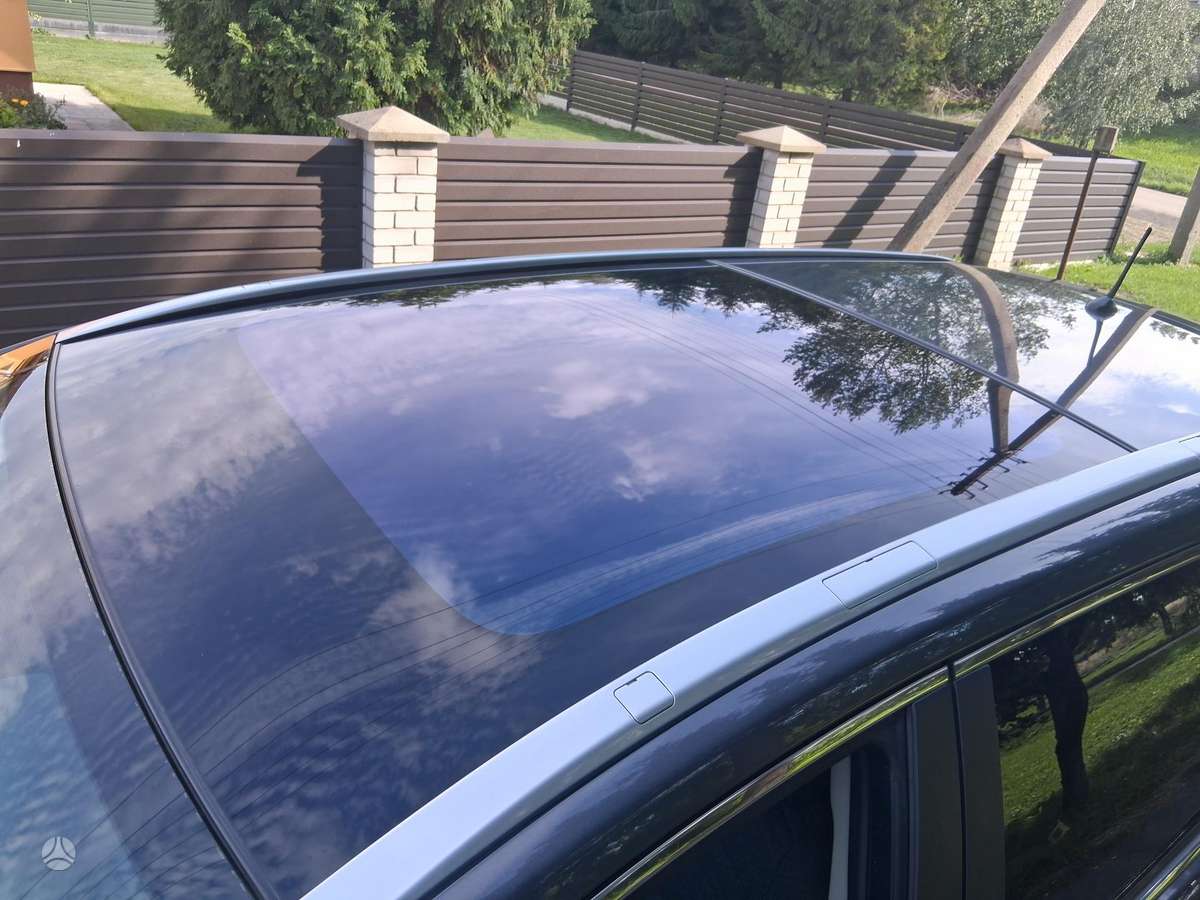 Toyota Avensis 2009 — photo 28