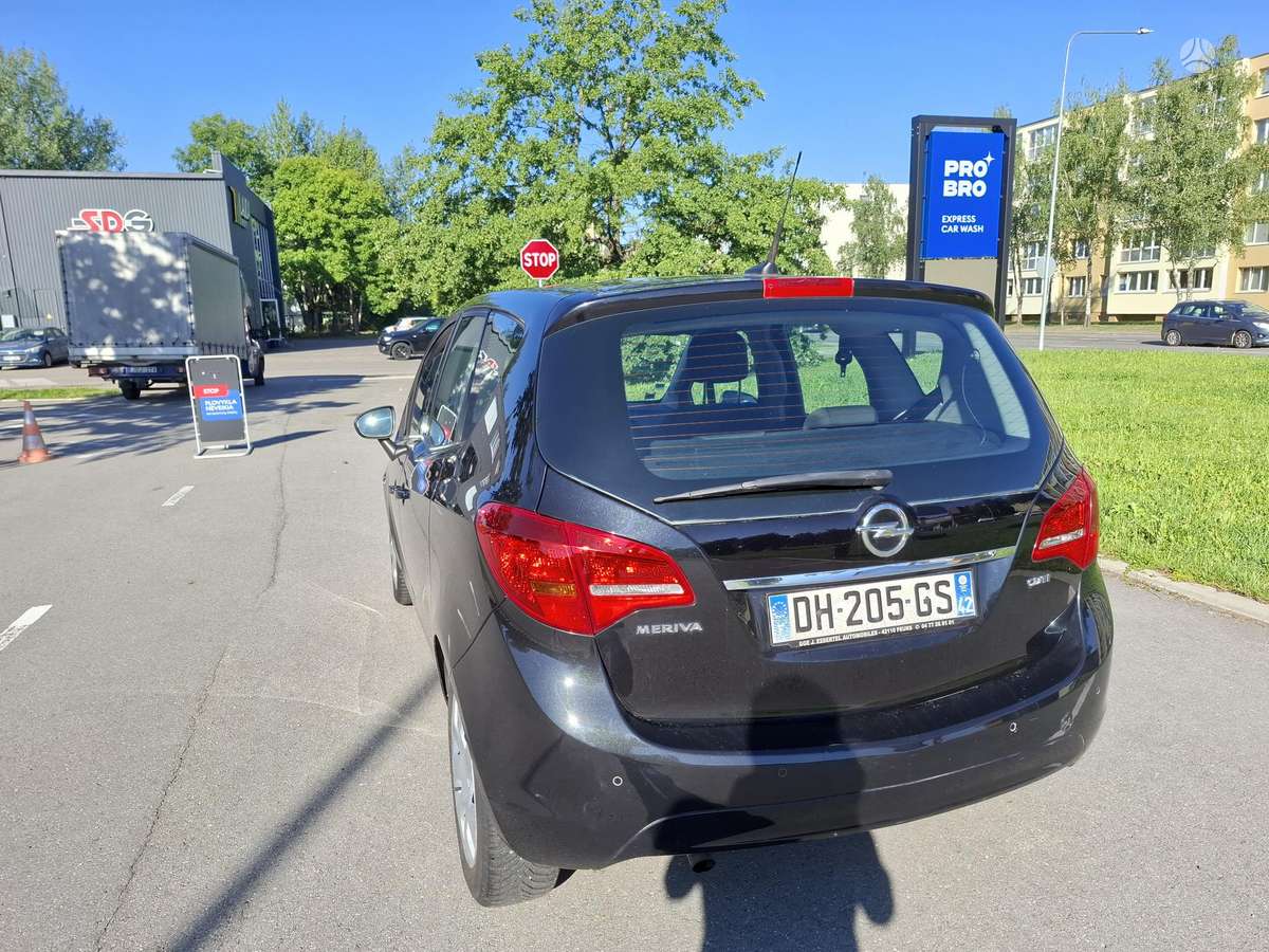Opel Meriva 2014 — photo 6