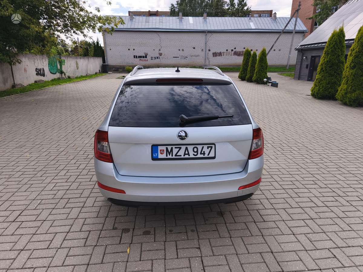Skoda Octavia 2014 — engine 1598 cm³, 105 HP (77kW)