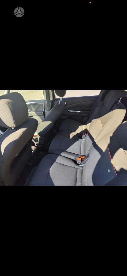 Ford Galaxy 2008 — photo 8