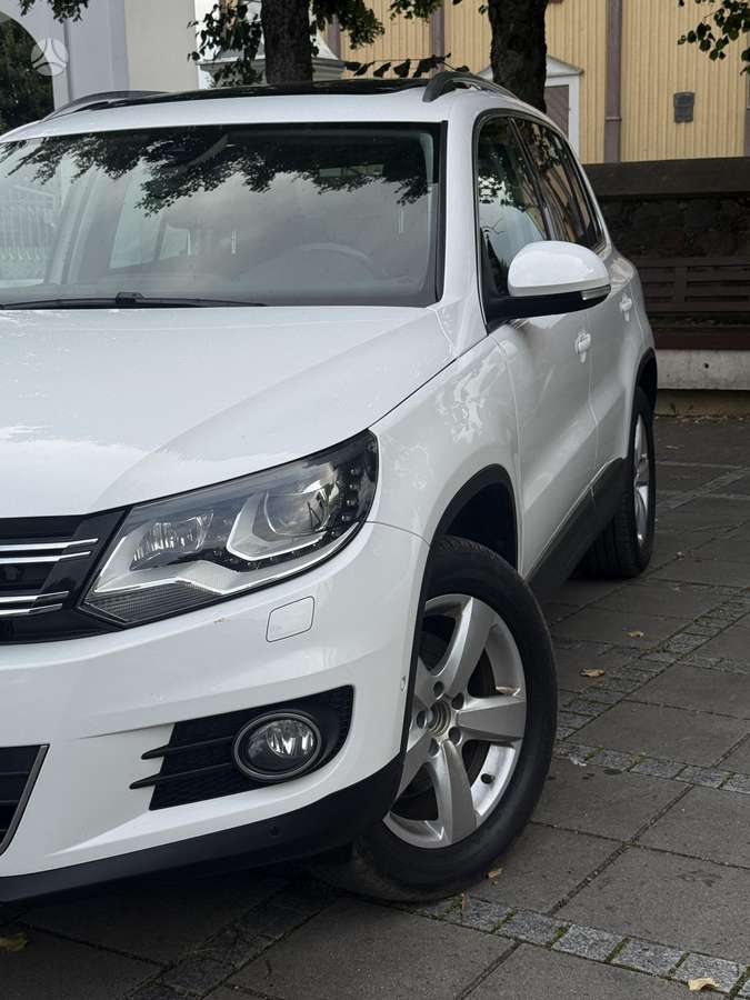 Volkswagen Tiguan 2012 — photo 11