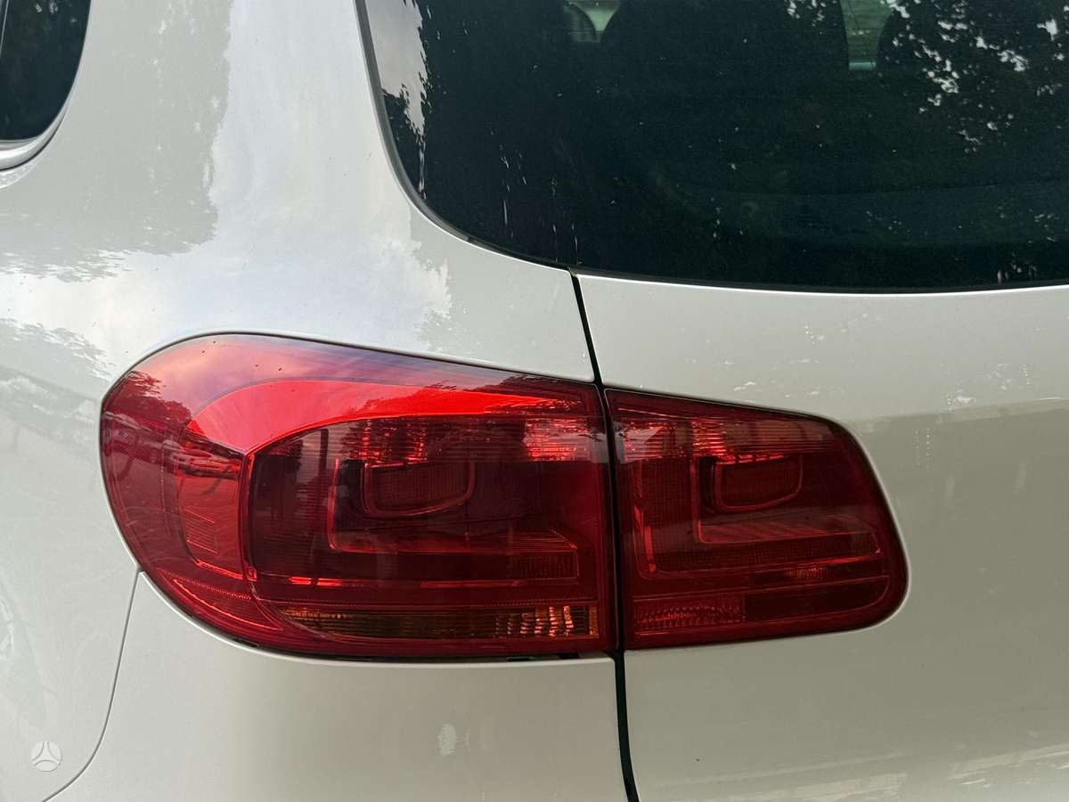 Volkswagen Tiguan 2012 — photo 13