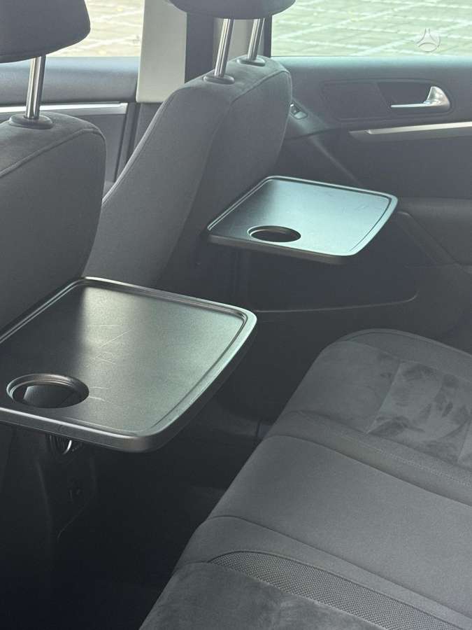 Volkswagen Tiguan 2012 — photo 17