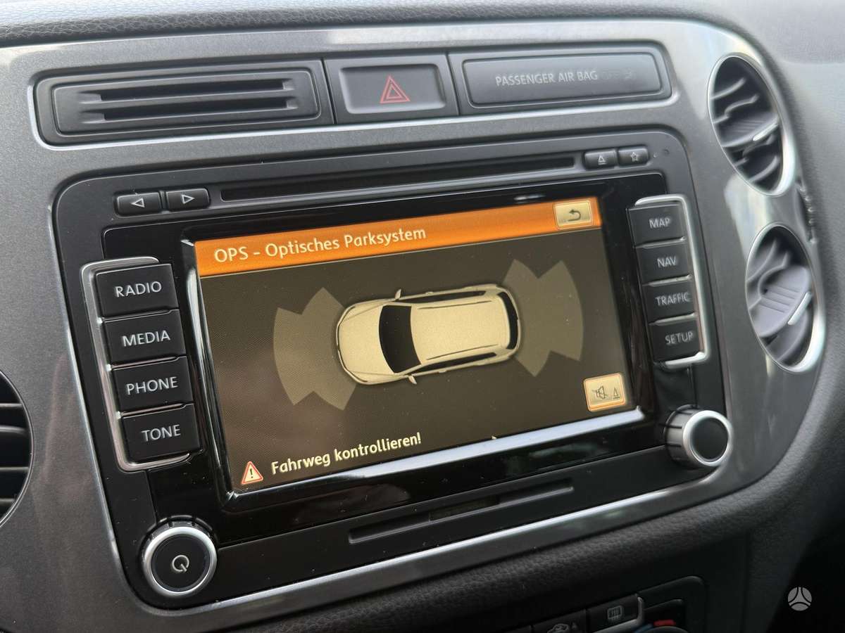 Volkswagen Tiguan 2012 — photo 25