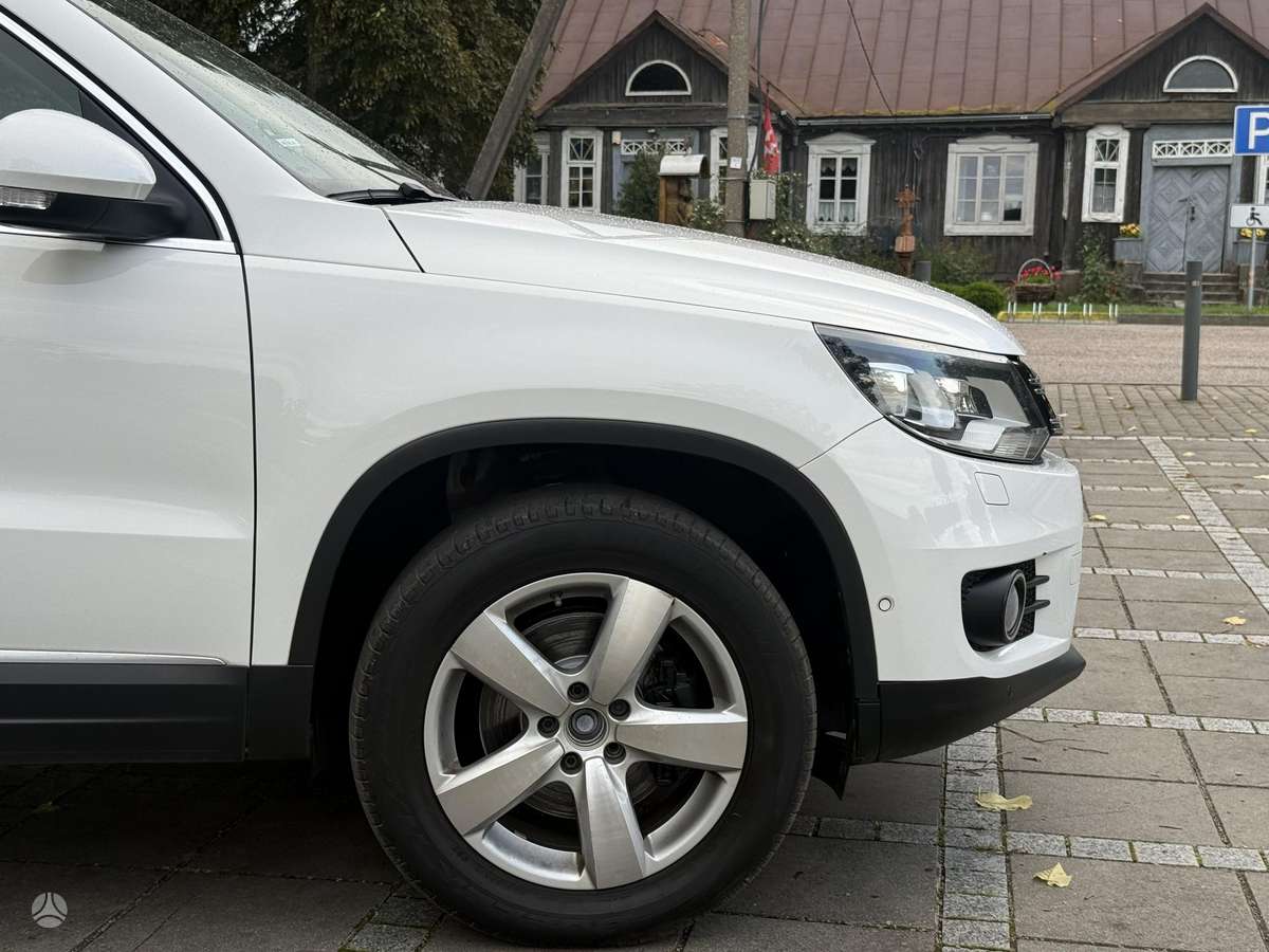 Volkswagen Tiguan 2012 — photo 33