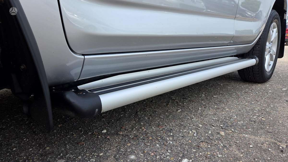 Toyota RAV4 2009 — photo 13