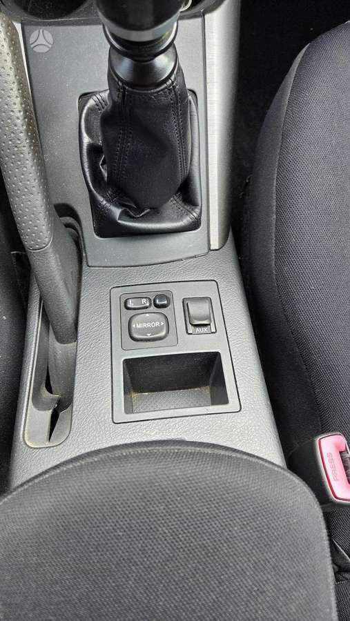 Toyota RAV4 2009 — photo 17