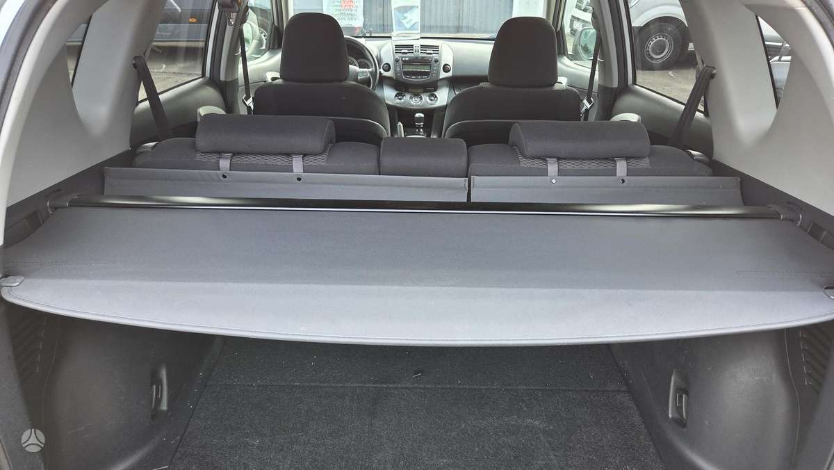 Toyota RAV4 2009 — photo 34