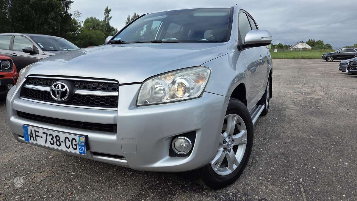 Toyota RAV4 2009 — engine 2231 cm³, 150 HP (110kW)