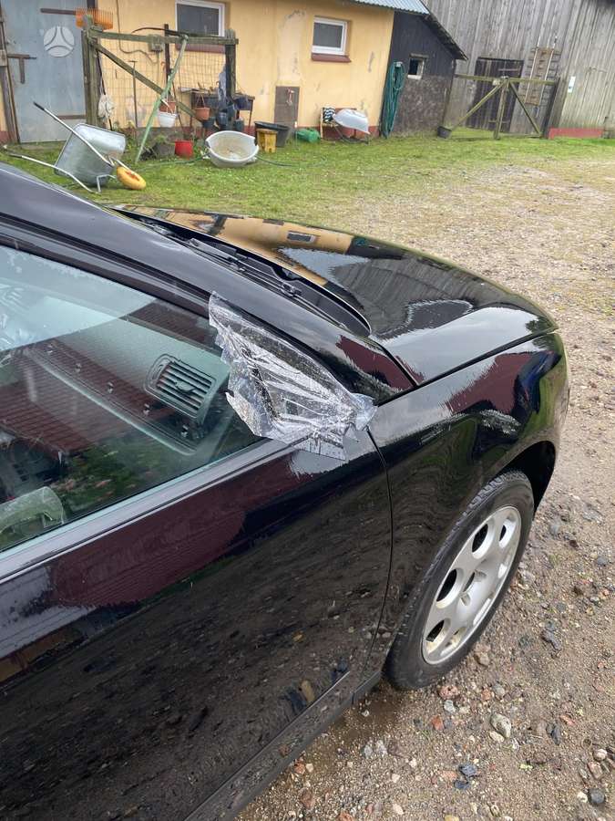 Volkswagen Passat 2009 — photo 17