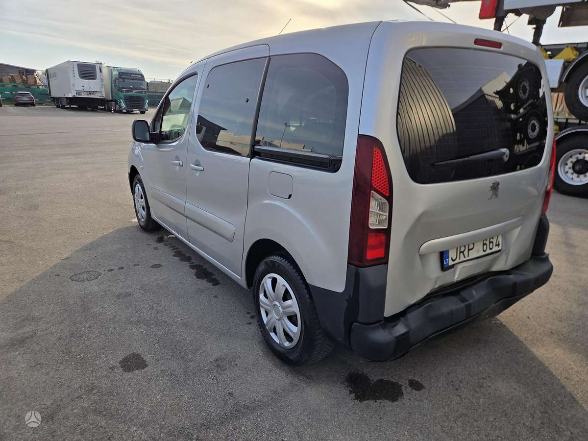 Peugeot Partner 2014 — двигун 1560 cm³, 92 HP (68kW)
