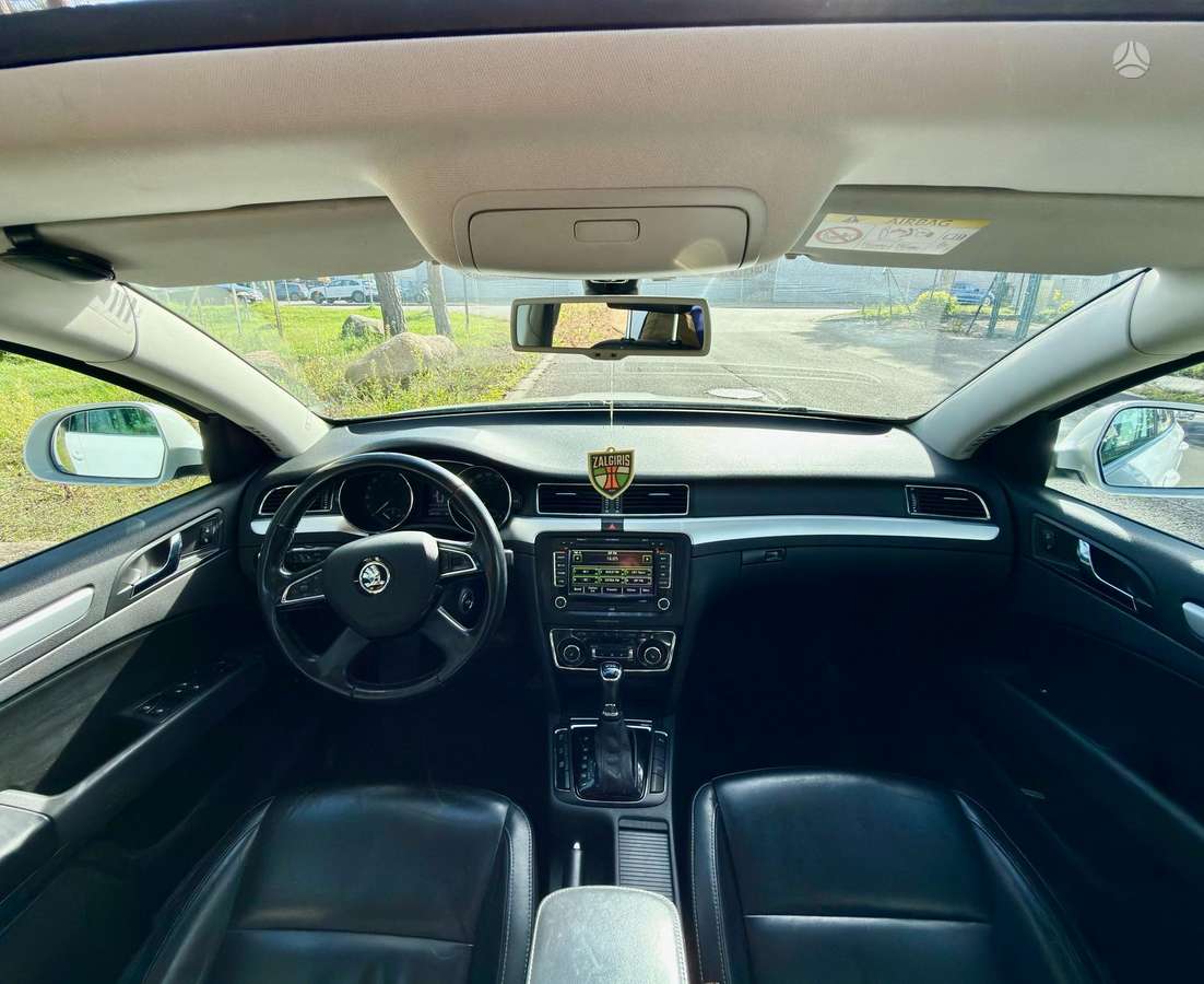 Skoda Superb 2015 — photo 13