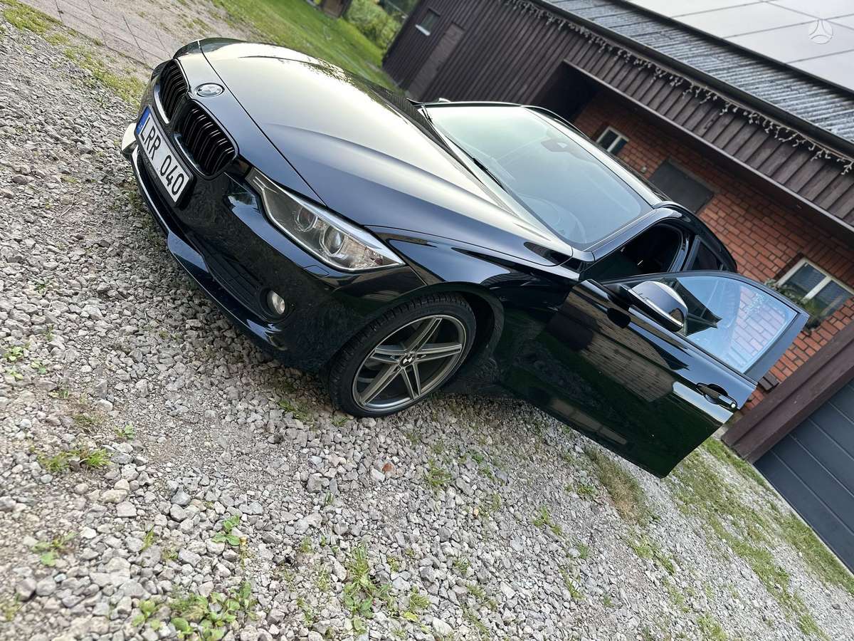 BMW 318 2013 — photo 11