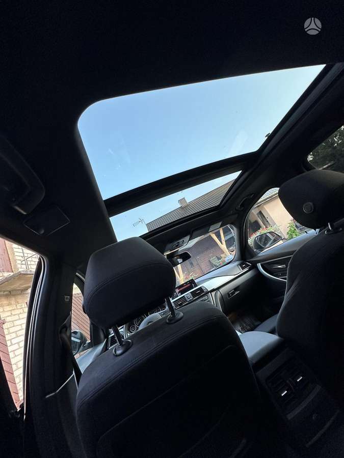 BMW 318 2013 — photo 16
