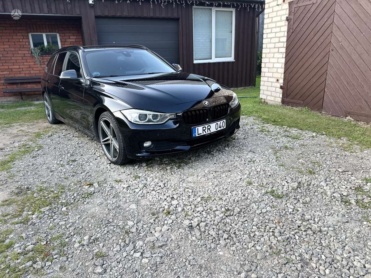 BMW 318 2013 — photo 22